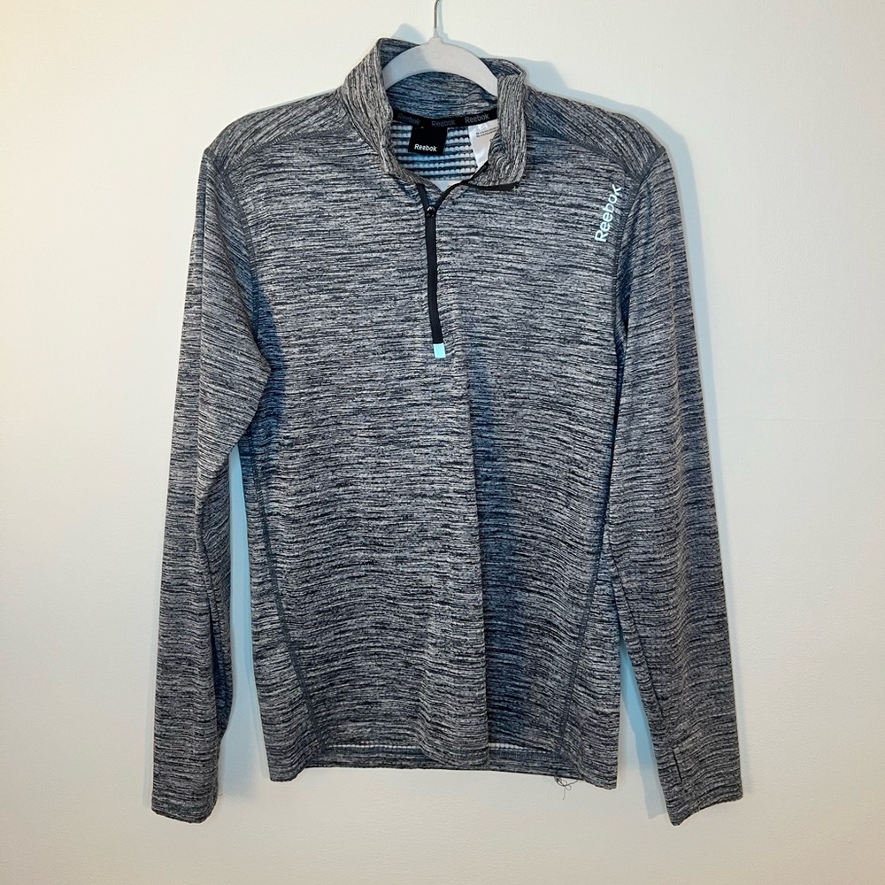 Reebok Pullover Small